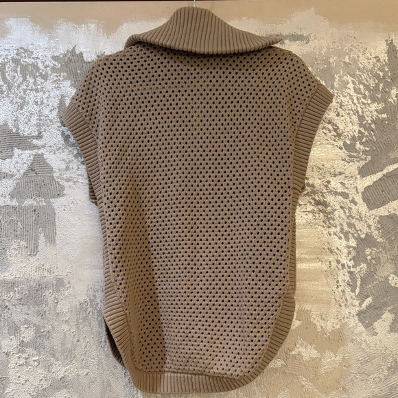 Varley Liliana Sleeveless Knit Gilet - Picture 4 of 6